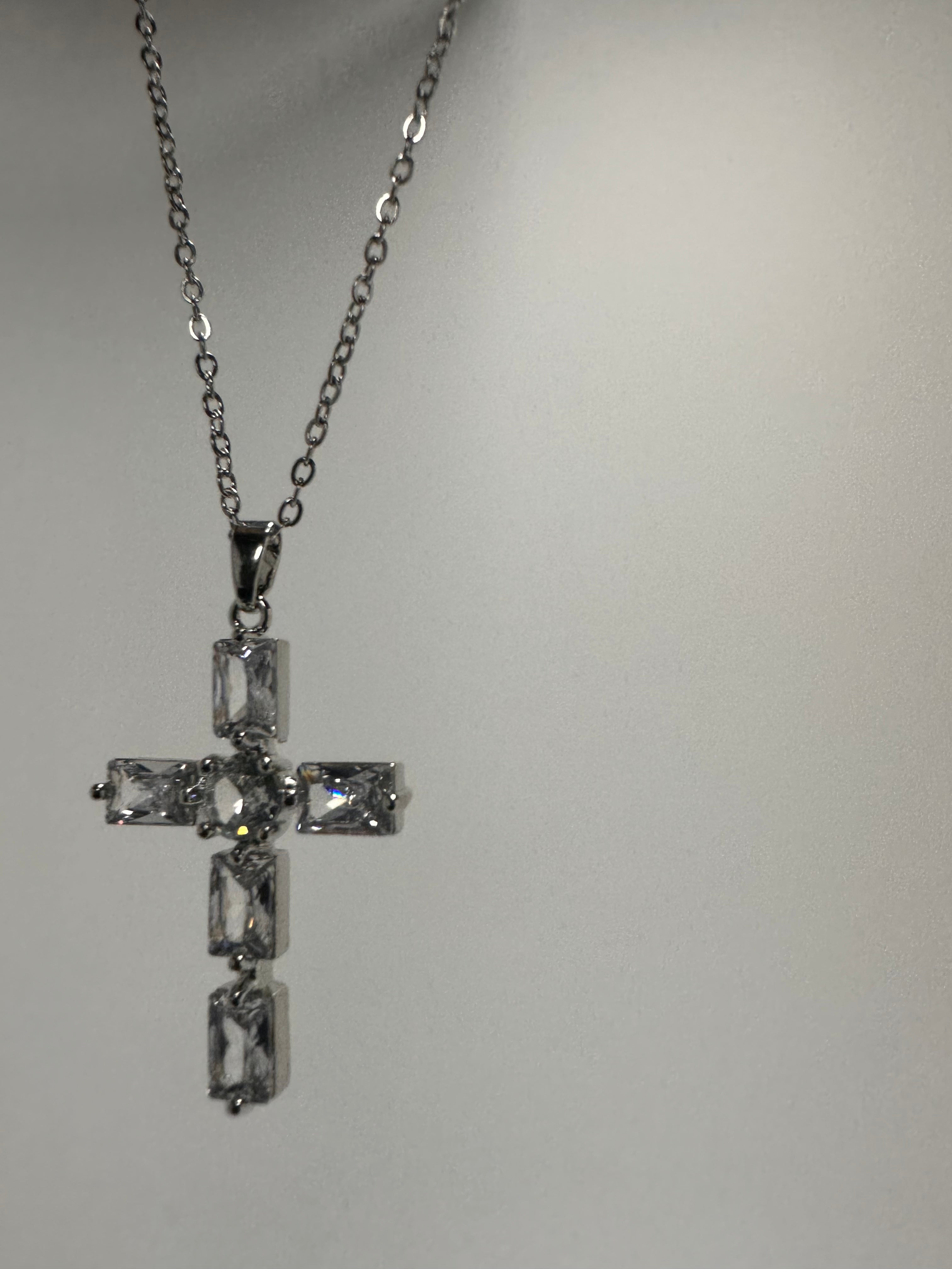 Irreplaceable Love Necklace